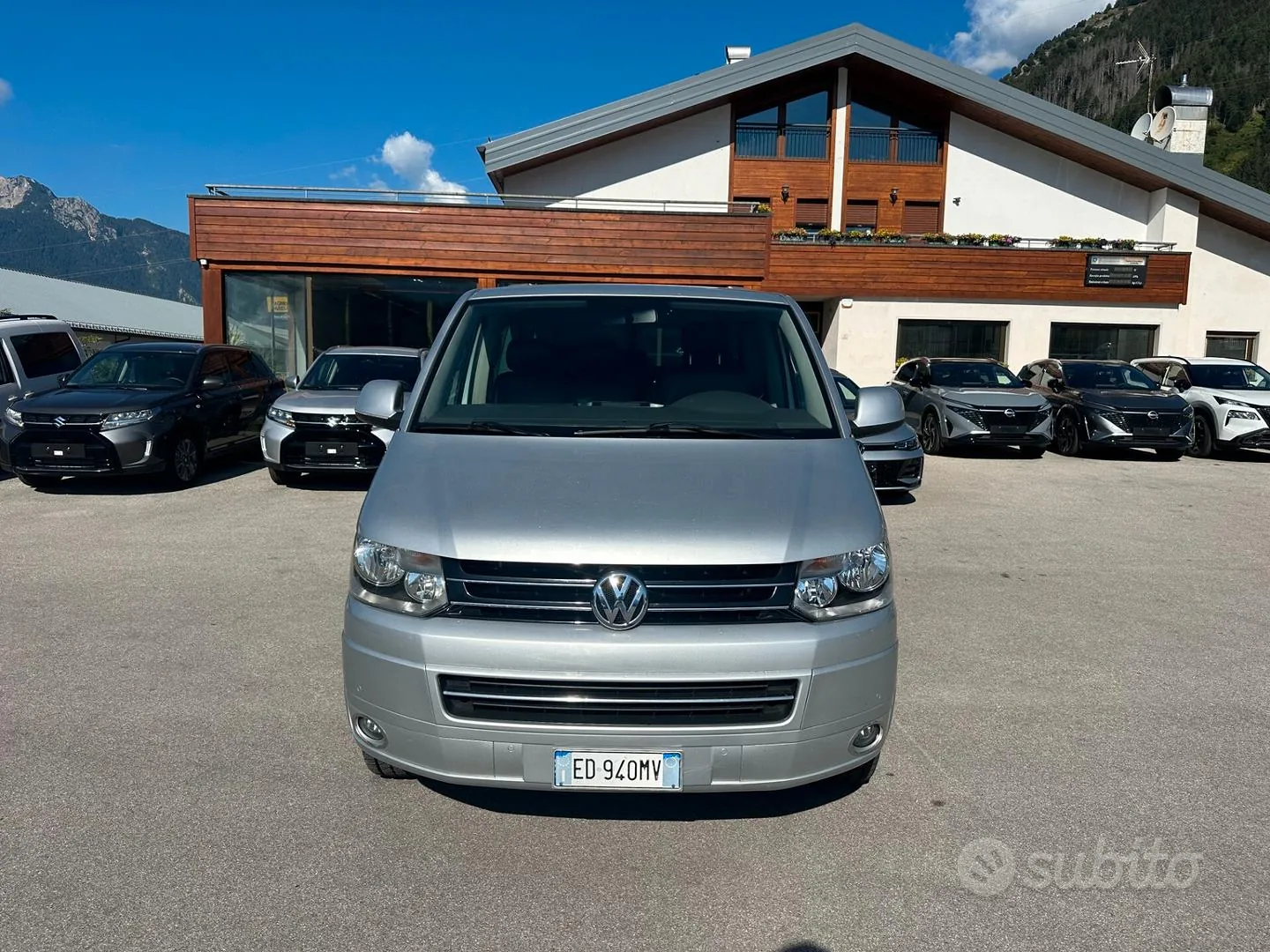 Volkswagen Transporter 2010 photo 2