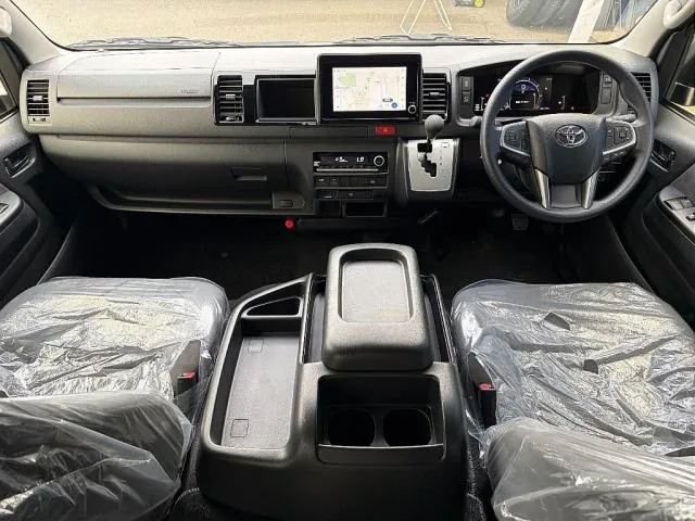 Toyota Hiace Wagon 2026 photo 2