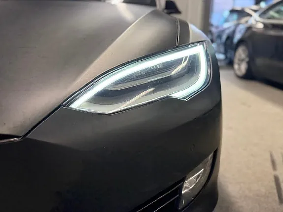 Tesla Model S 2016 photo 3