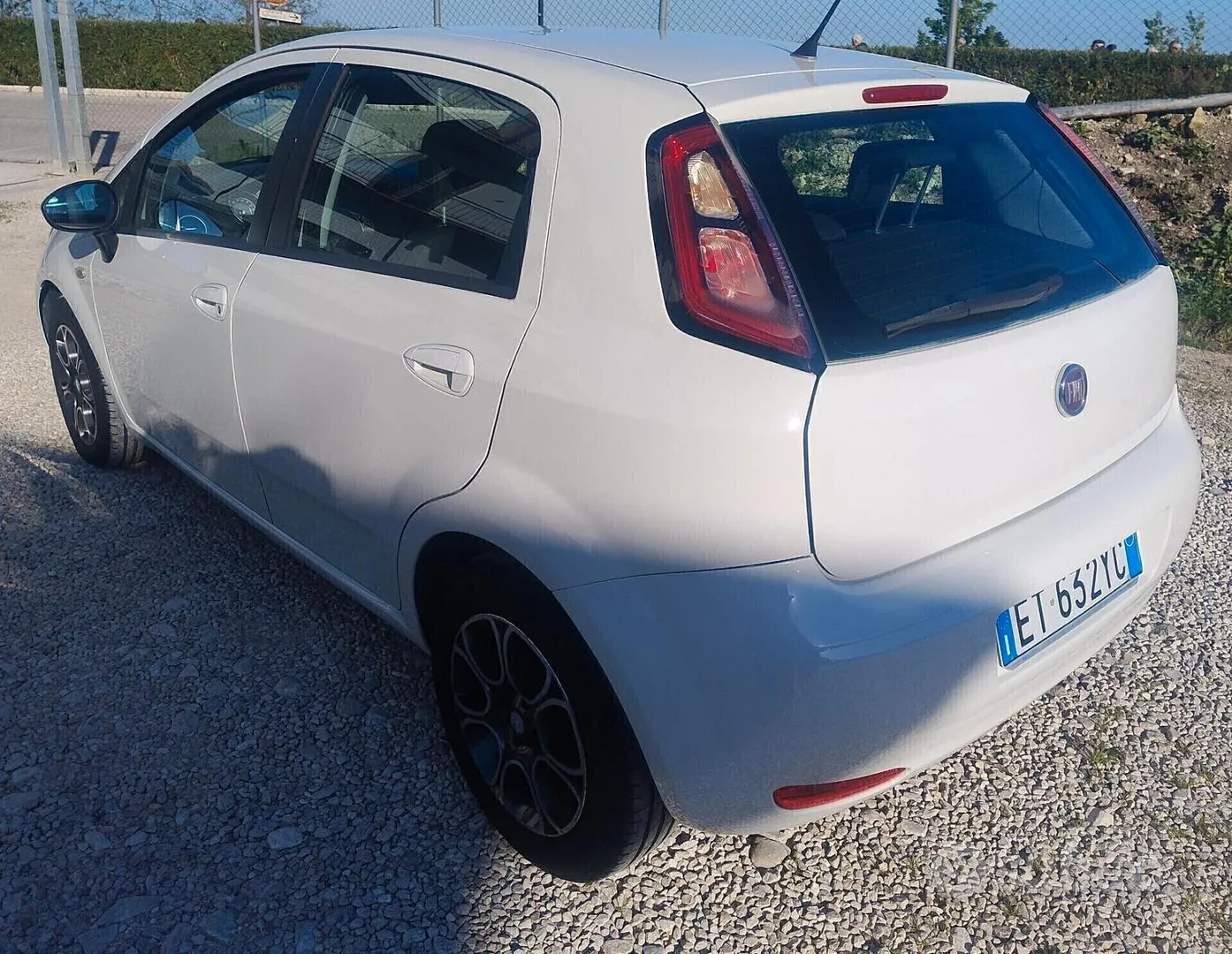 Fiat Punto 2014 photo 4