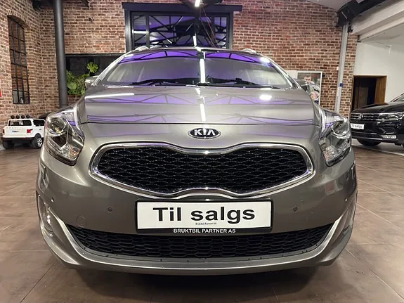 Kia Carens 2016 photo 2