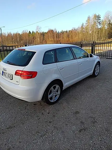 Audi A3 2012 photo 3