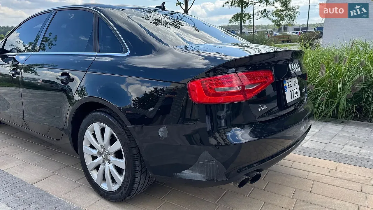 Audi A4 2012 photo 5