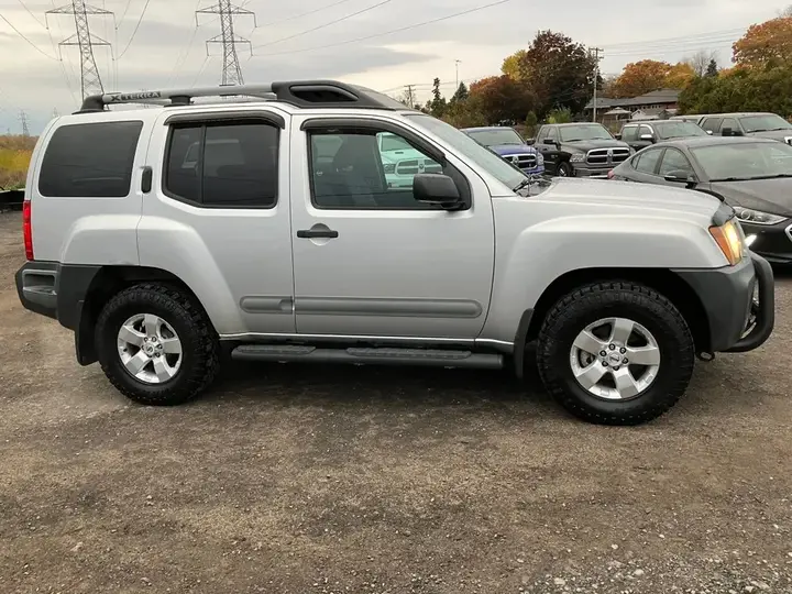 Nissan Xterra 2011 photo 4