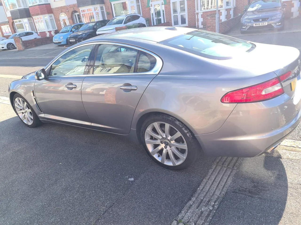 Jaguar Xf 2009 photo 4