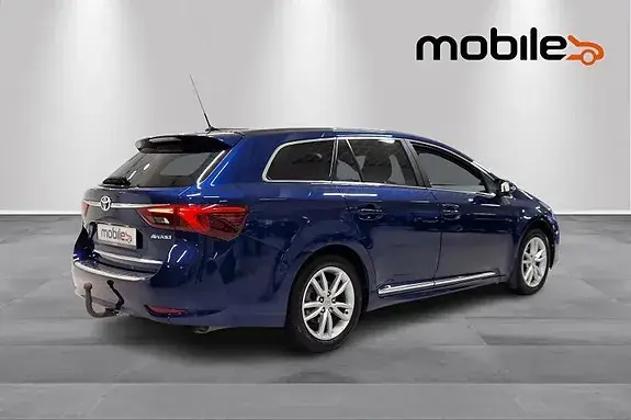 Toyota Avensis 2015 photo 3