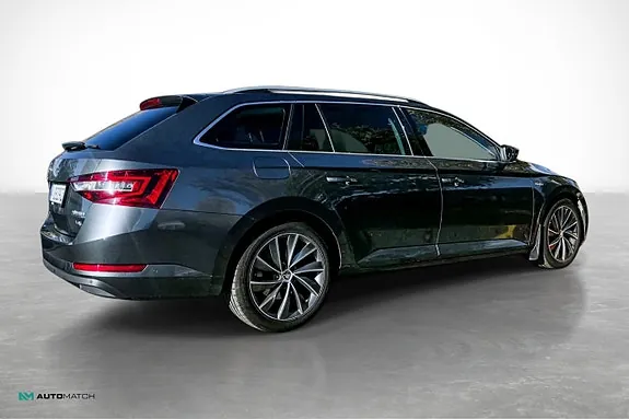 Skoda Superb 2017 photo 4