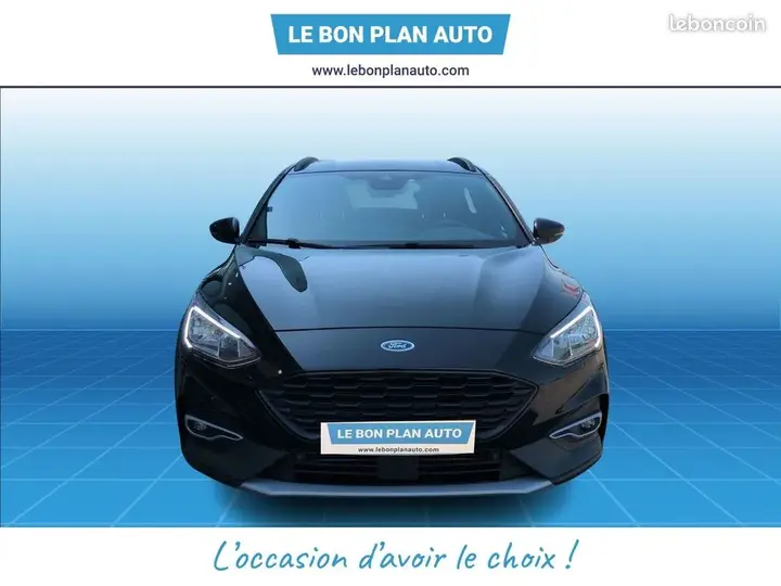 Ford Focus 2021 photo 2