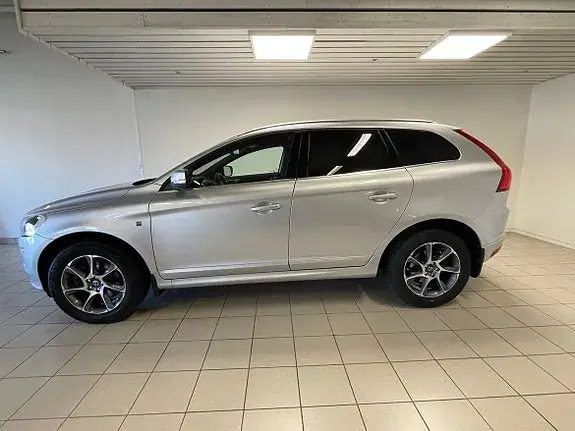 Volvo Xc60 2016 photo 2
