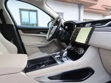 Jaguar F-Pace 2021 photo 3