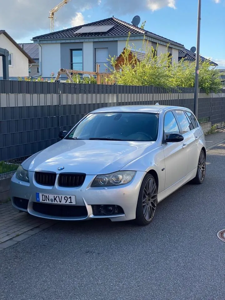 BMW 325I