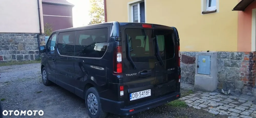 Renault Trafic 2017 photo 5