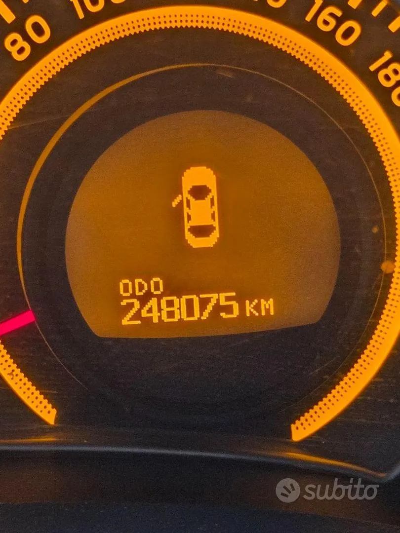 Toyota Auris 2007 photo 2