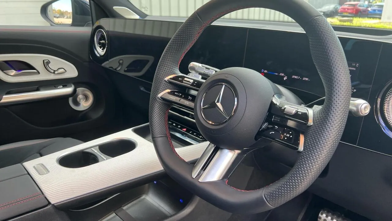 Mercedes-Benz Glb 2026 photo 3