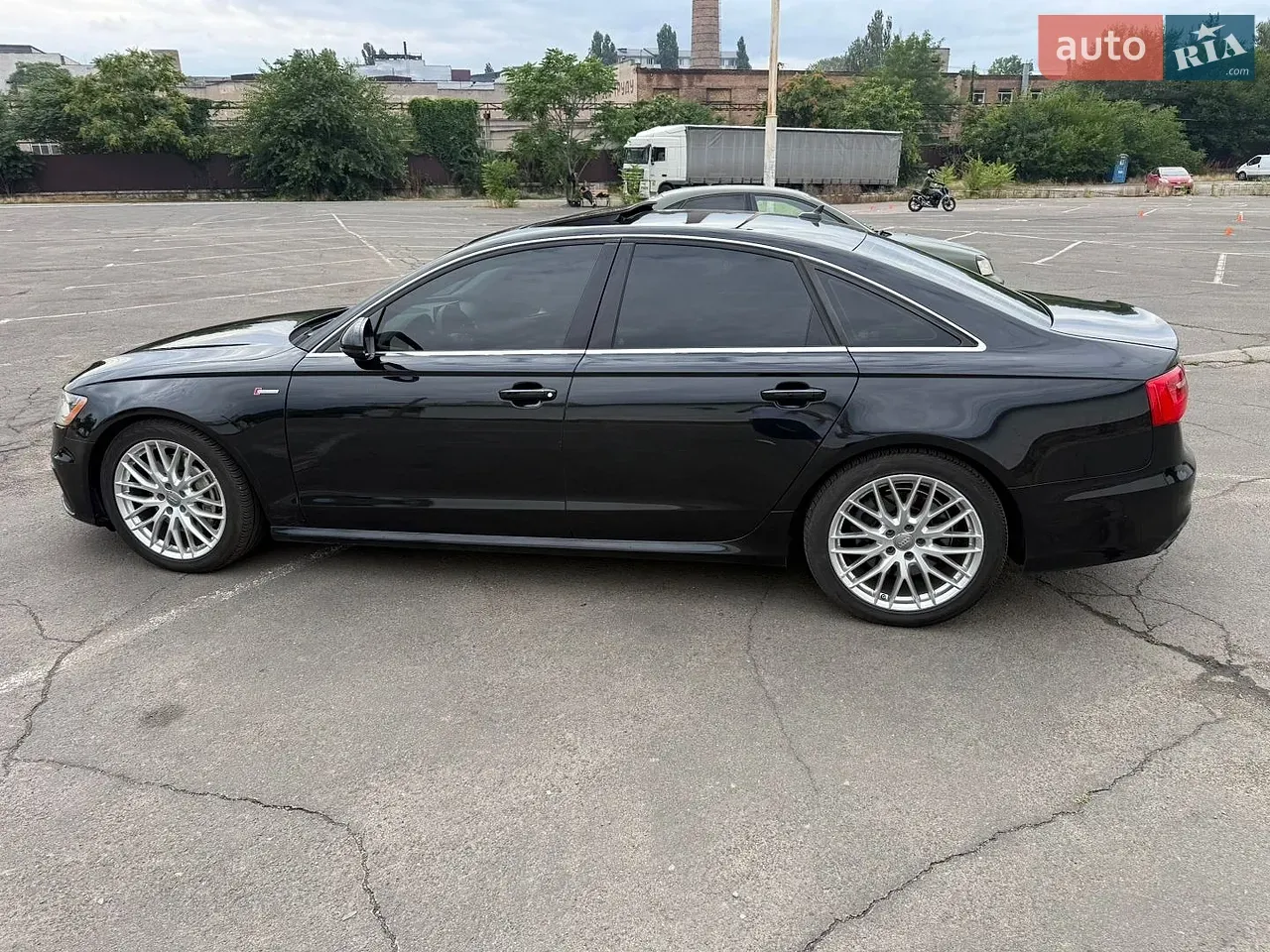 Audi A6 2012 photo 4