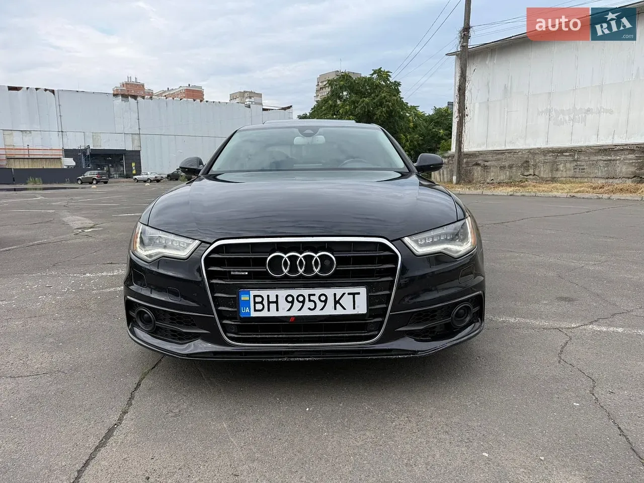 Audi A6 2012 photo 2