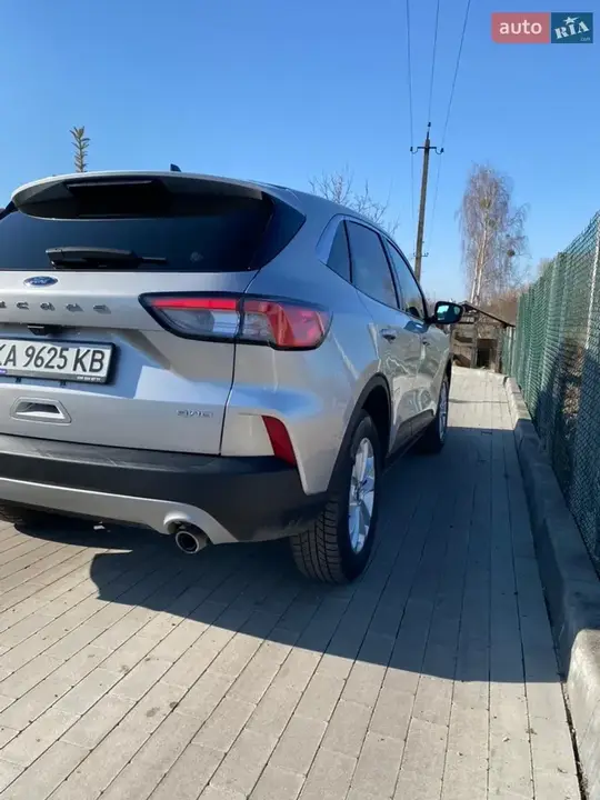 Ford Escape 2020 photo 4