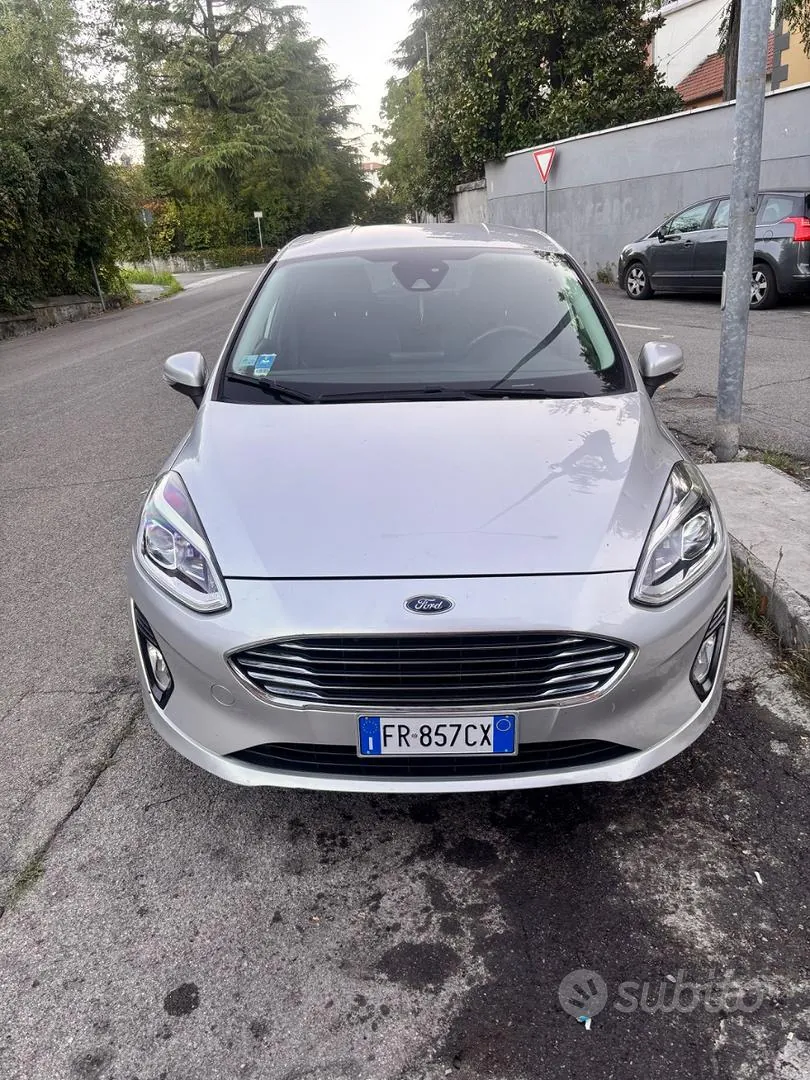 Ford Fiesta 2018 photo 2