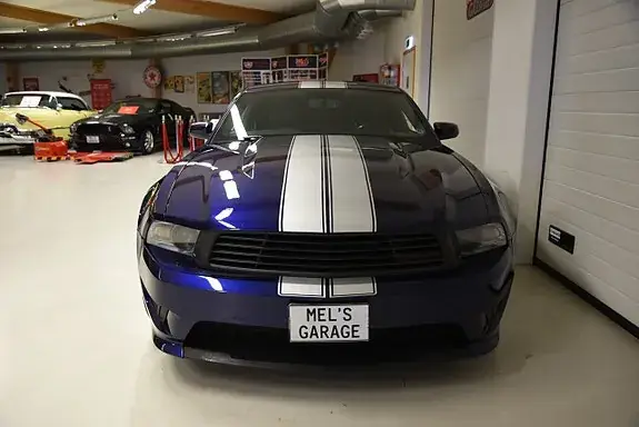 Ford Mustang 2011 photo 3