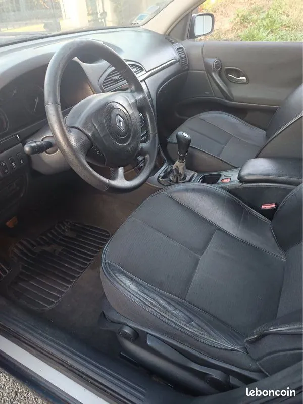 Renault Laguna 2005 photo 3
