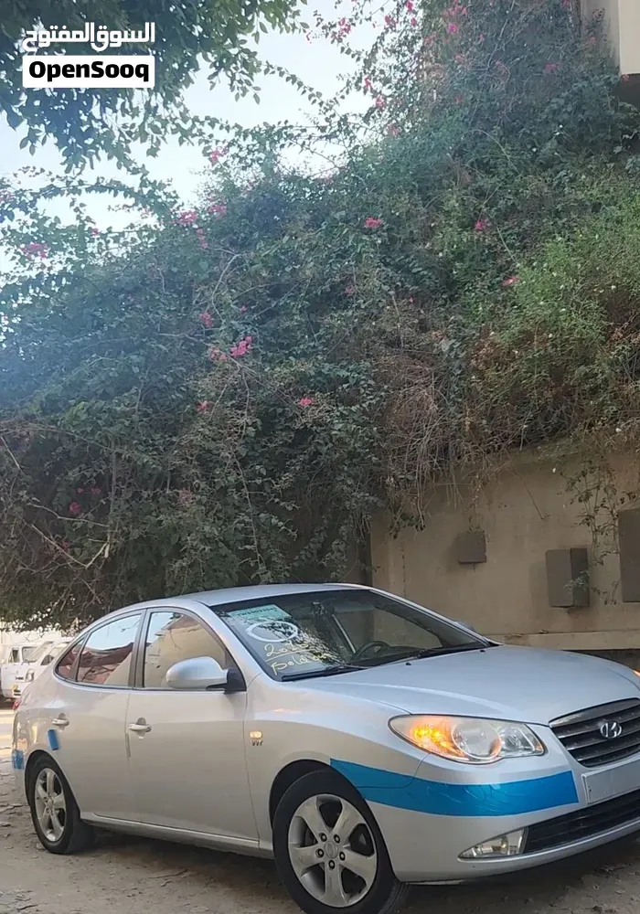 Hyundai Avante 2008 photo 2