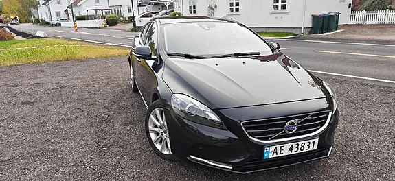 Volvo V40 2013 photo 3