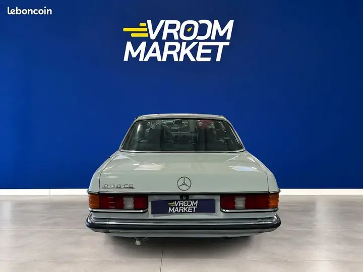 Mercedes-Benz C-Class 1977 photo 4