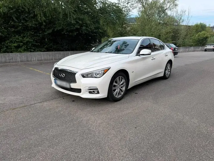 Infiniti Q50