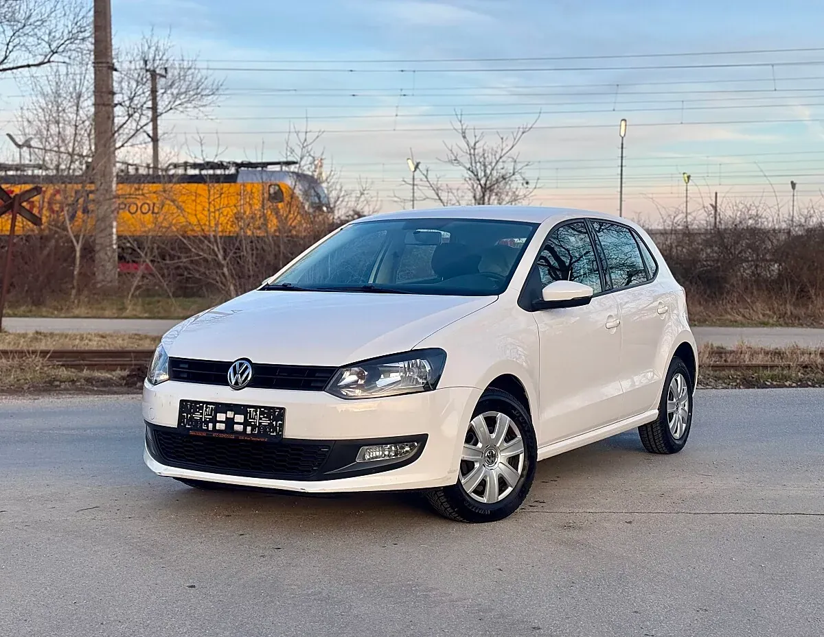 Volkswagen Polo 2013 photo 2