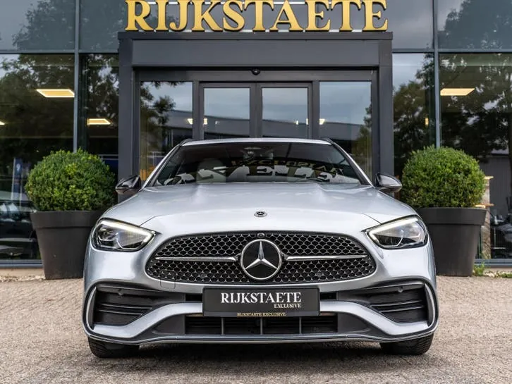 Mercedes-Benz C-Class 2022 photo 3