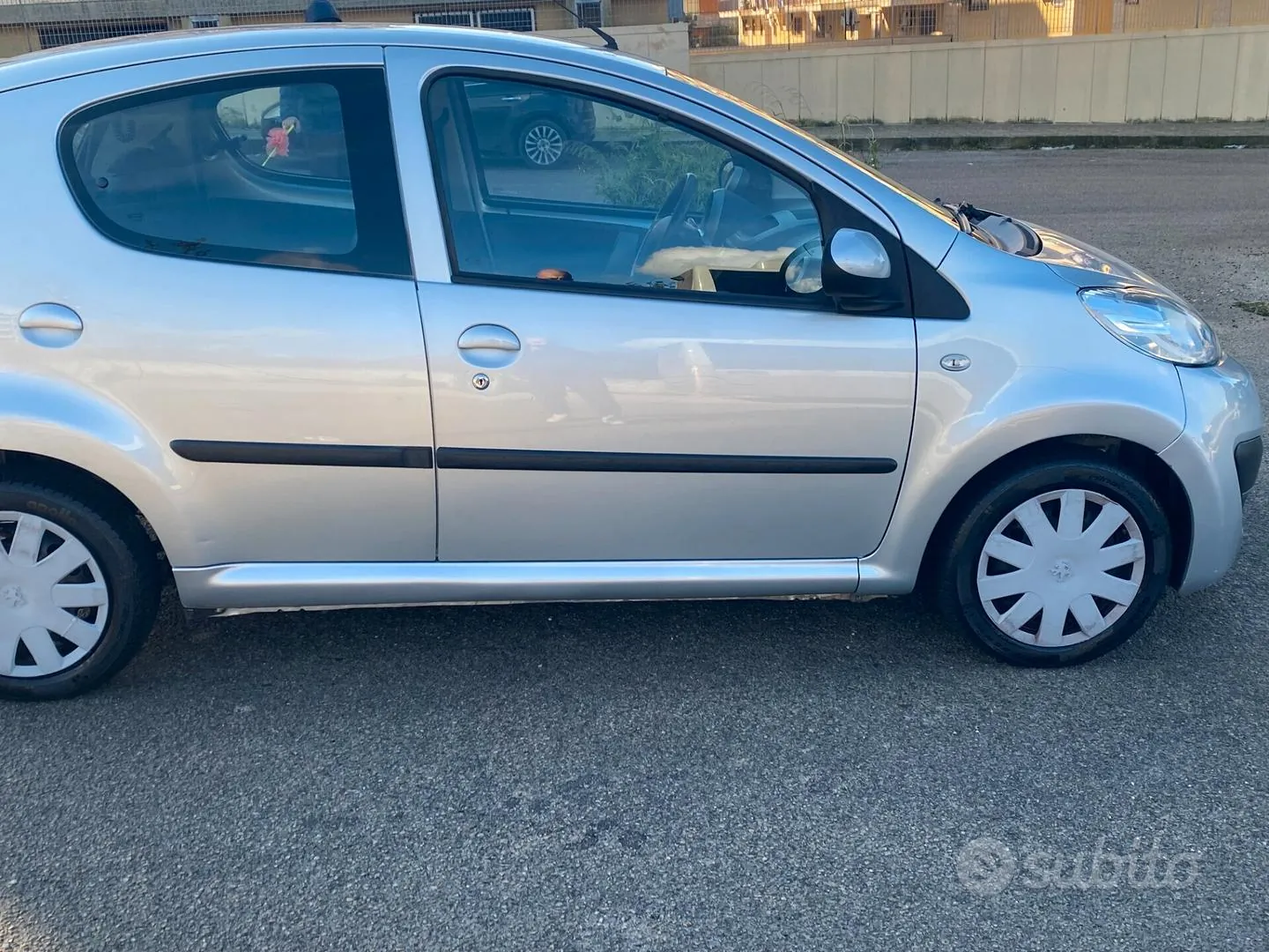 Peugeot 107 2014 photo 5