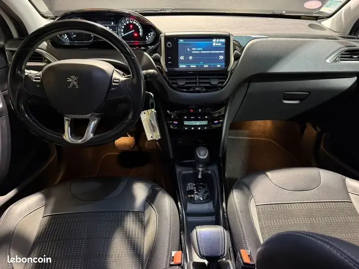 Peugeot 2008 2018 photo 3