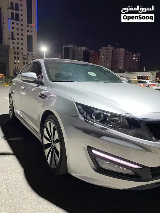 Kia K5 2011 photo 4