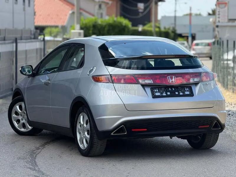 Honda Civic 2007 photo 2