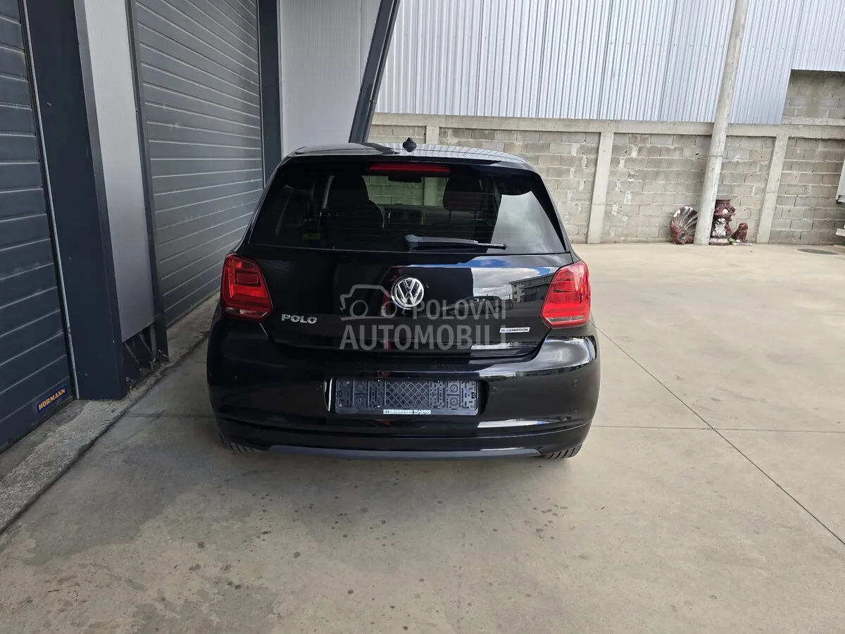 Volkswagen Polo 2015 photo 4