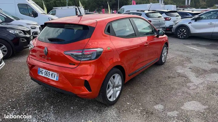 Renault Clio 2024 photo 5