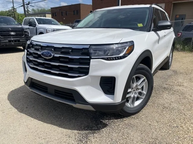 Ford Explorer 2026 photo 2