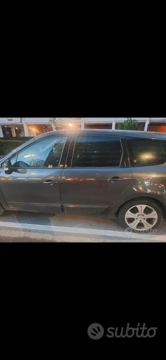 Renault Scenic 2009 photo 3