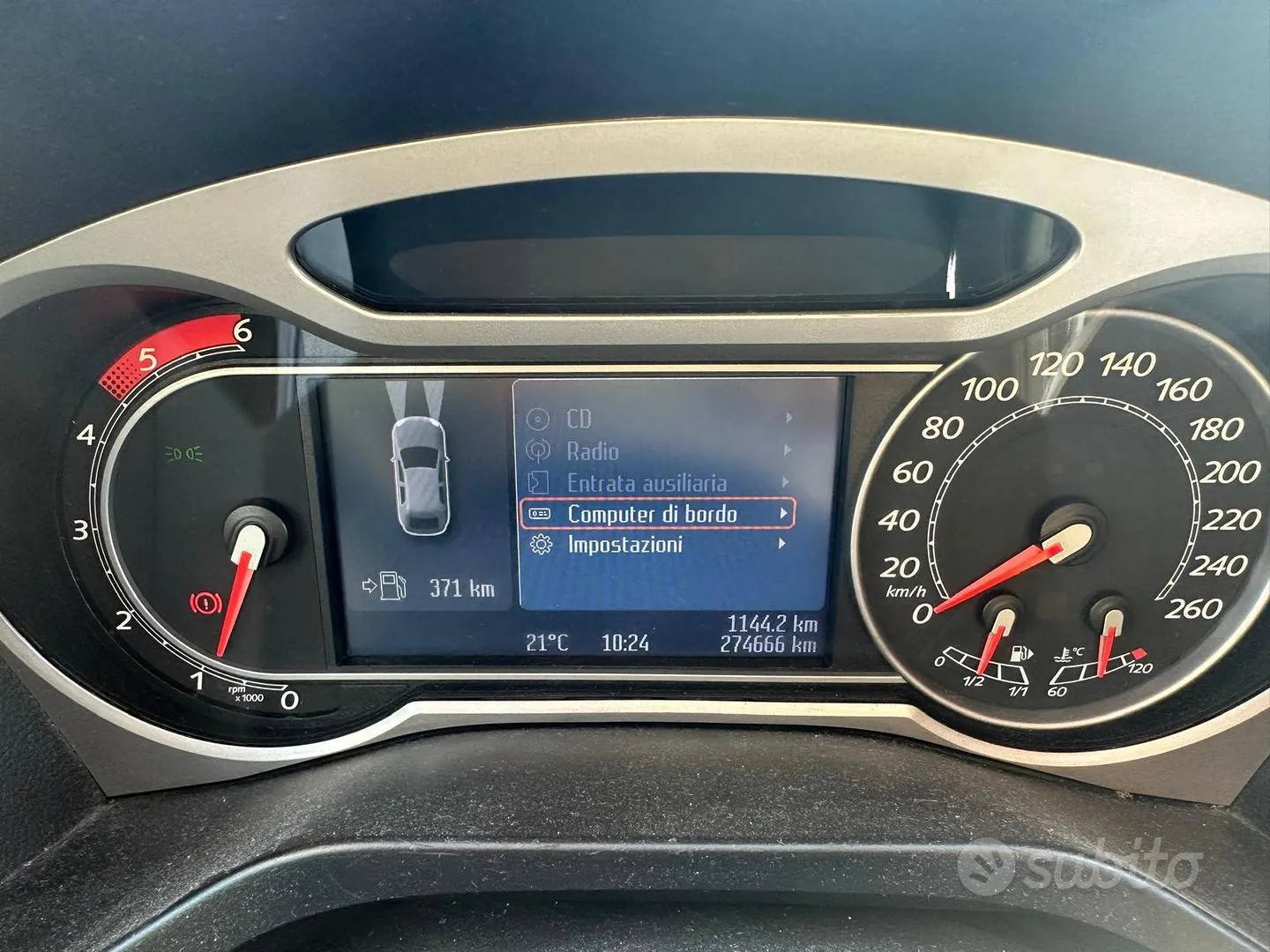 Ford S-Max 2010 photo 5