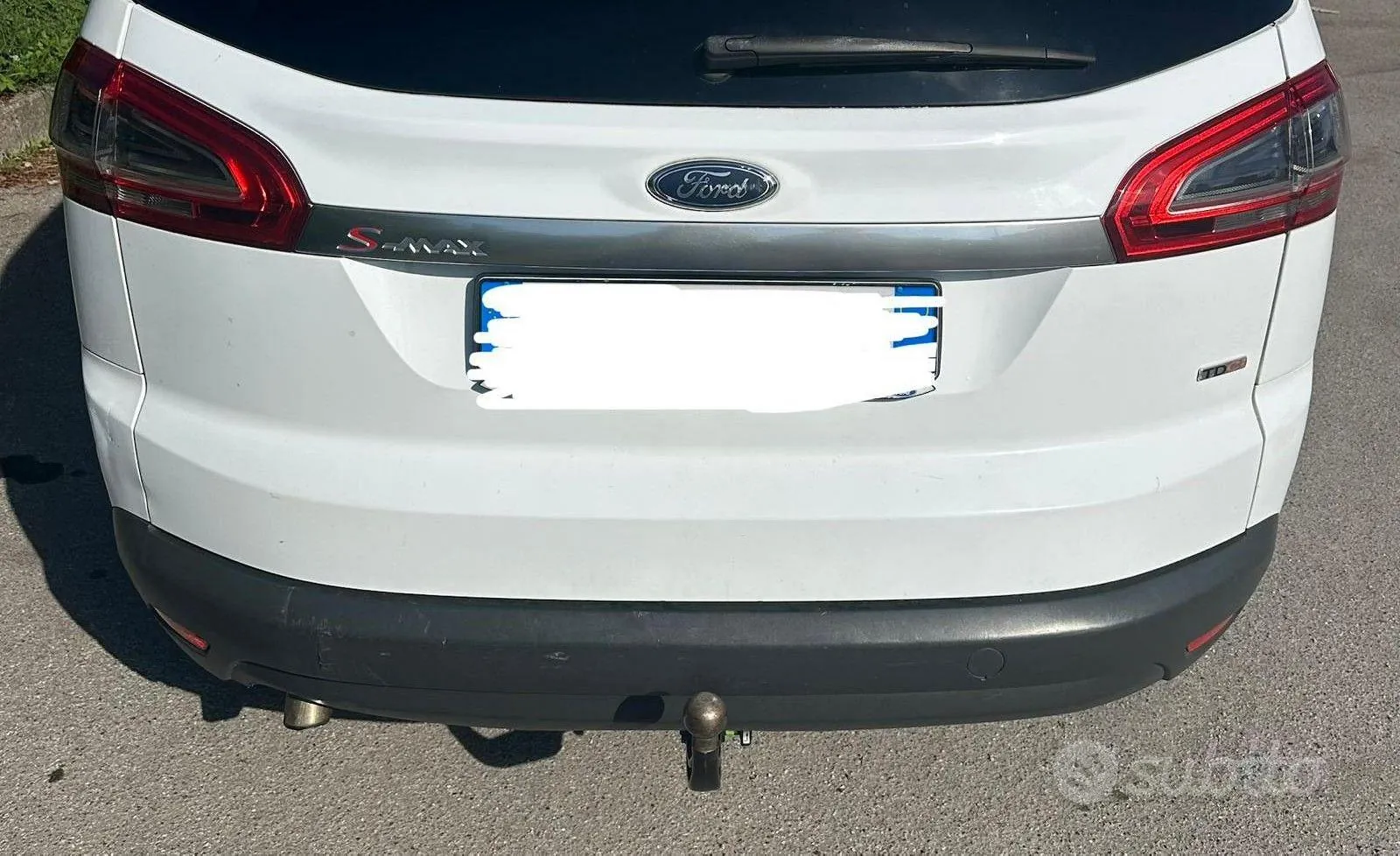 Ford S-Max 2010 photo 2