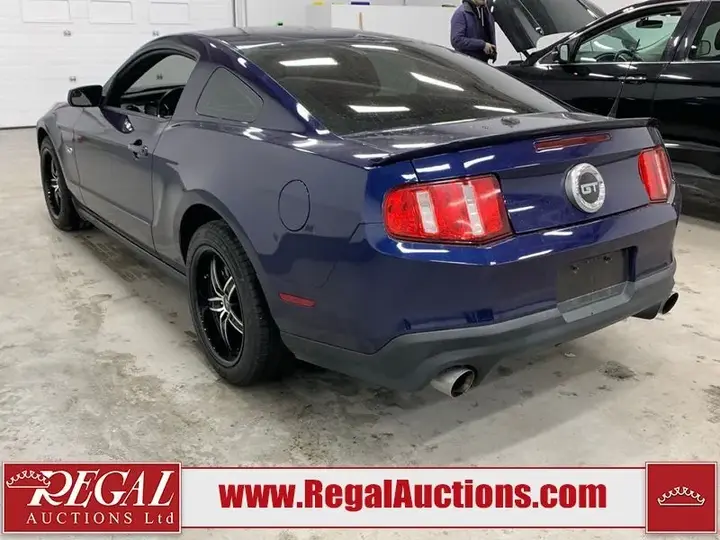 Ford Mustang 2011 photo 4