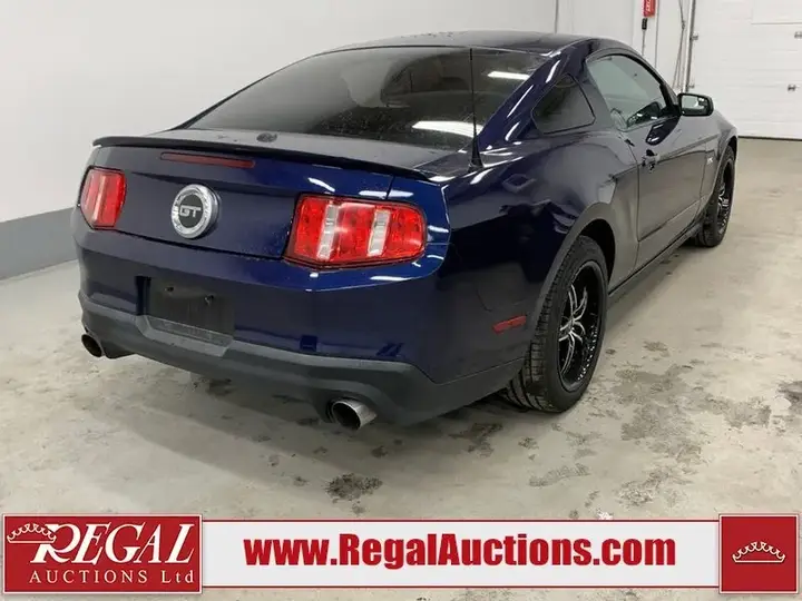 Ford Mustang 2011 photo 3