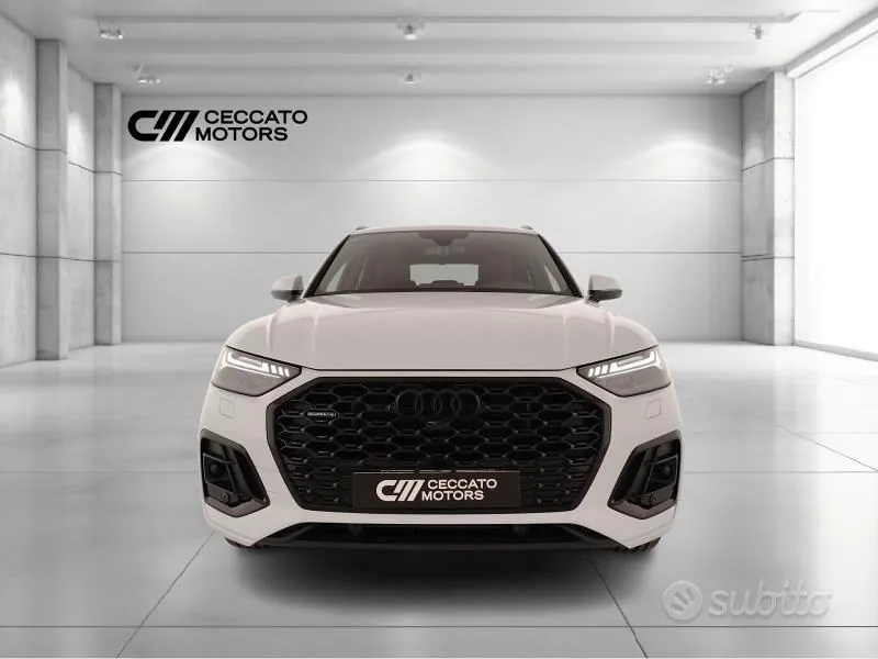 Audi Q5 2023 photo 2