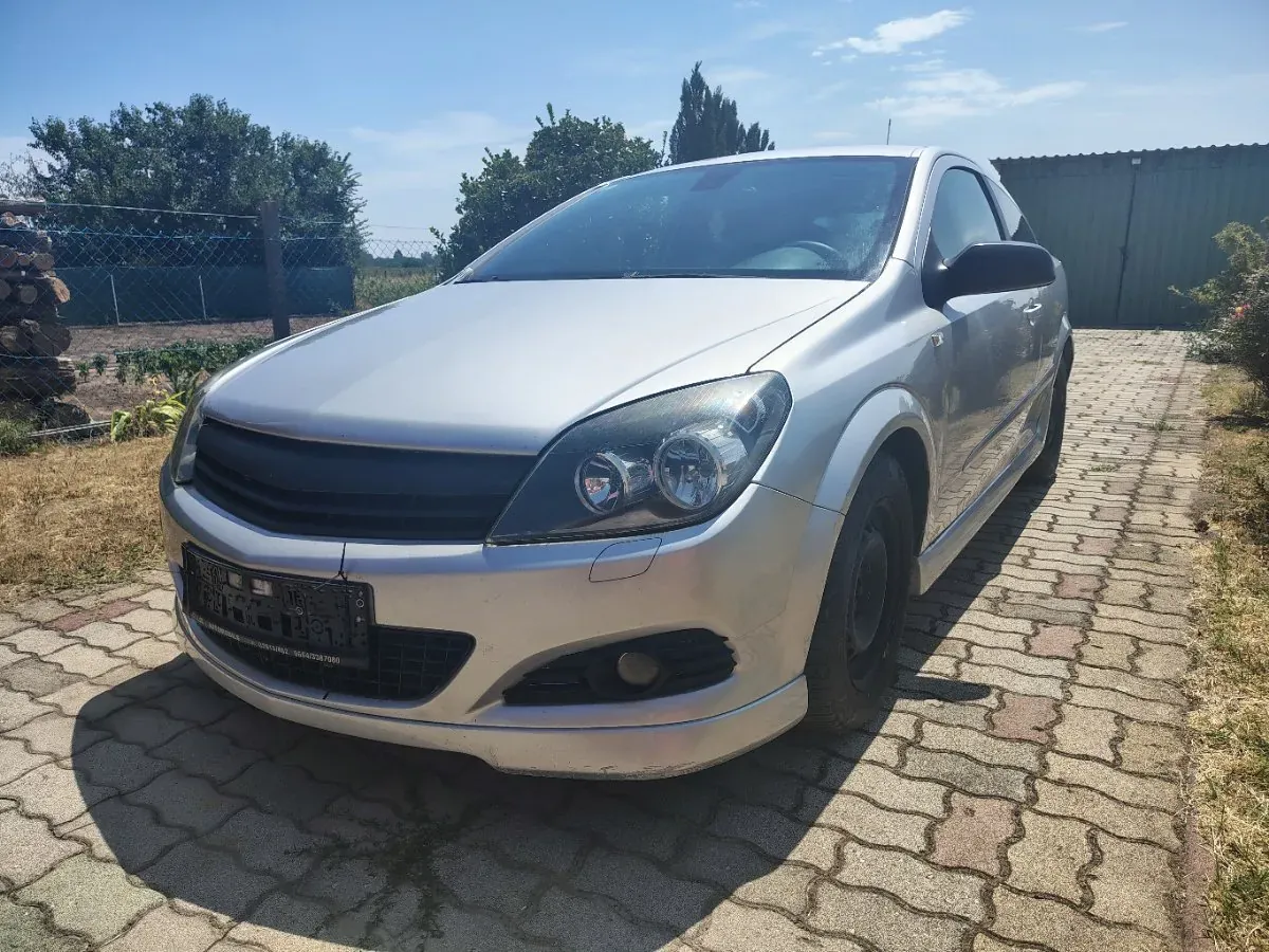 Opel Astra 2007 photo 2