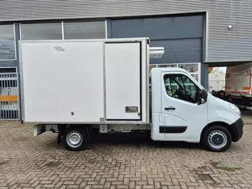 Opel Movano 2015 photo 2