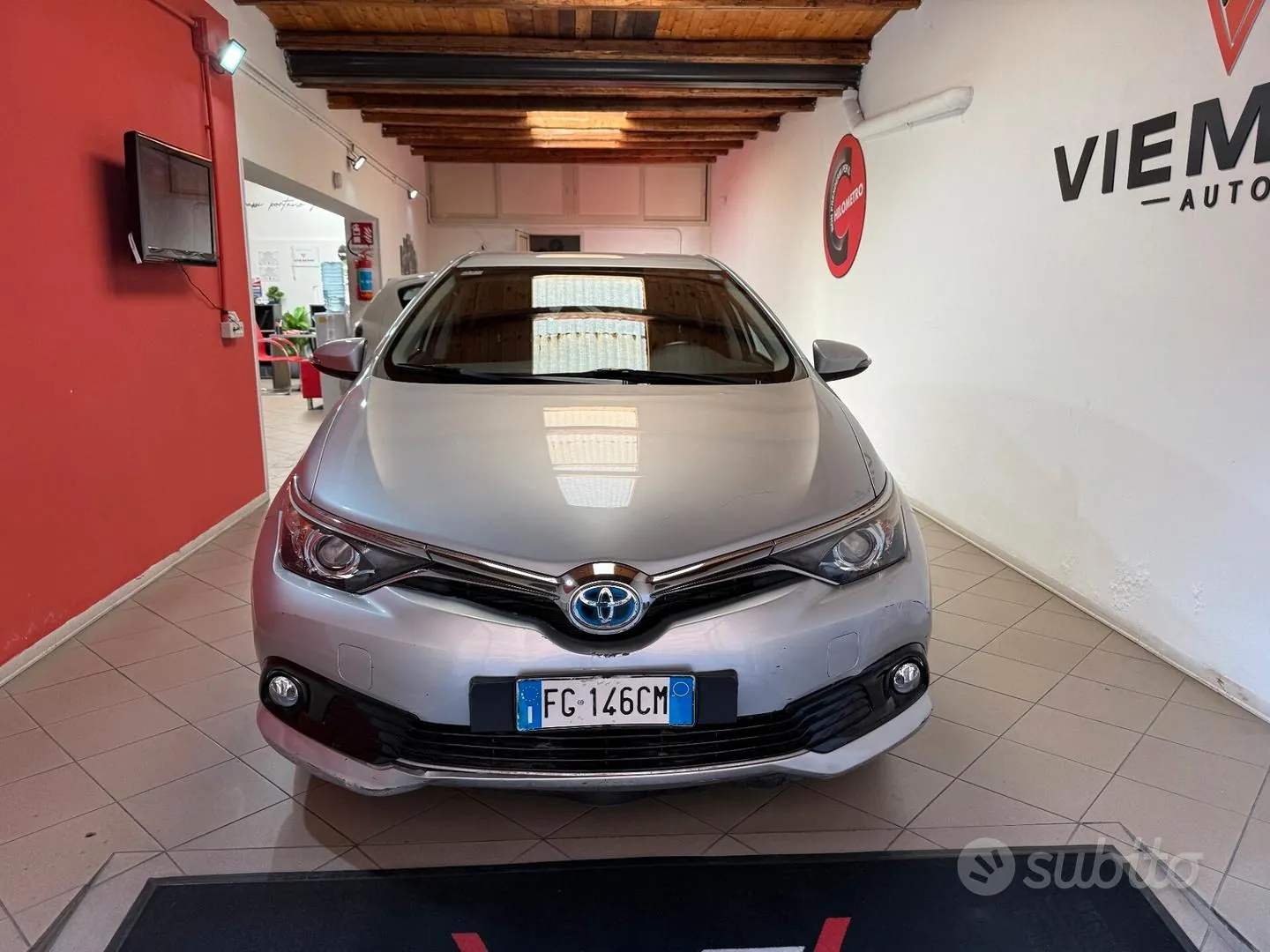 Toyota Auris 2016 photo 2