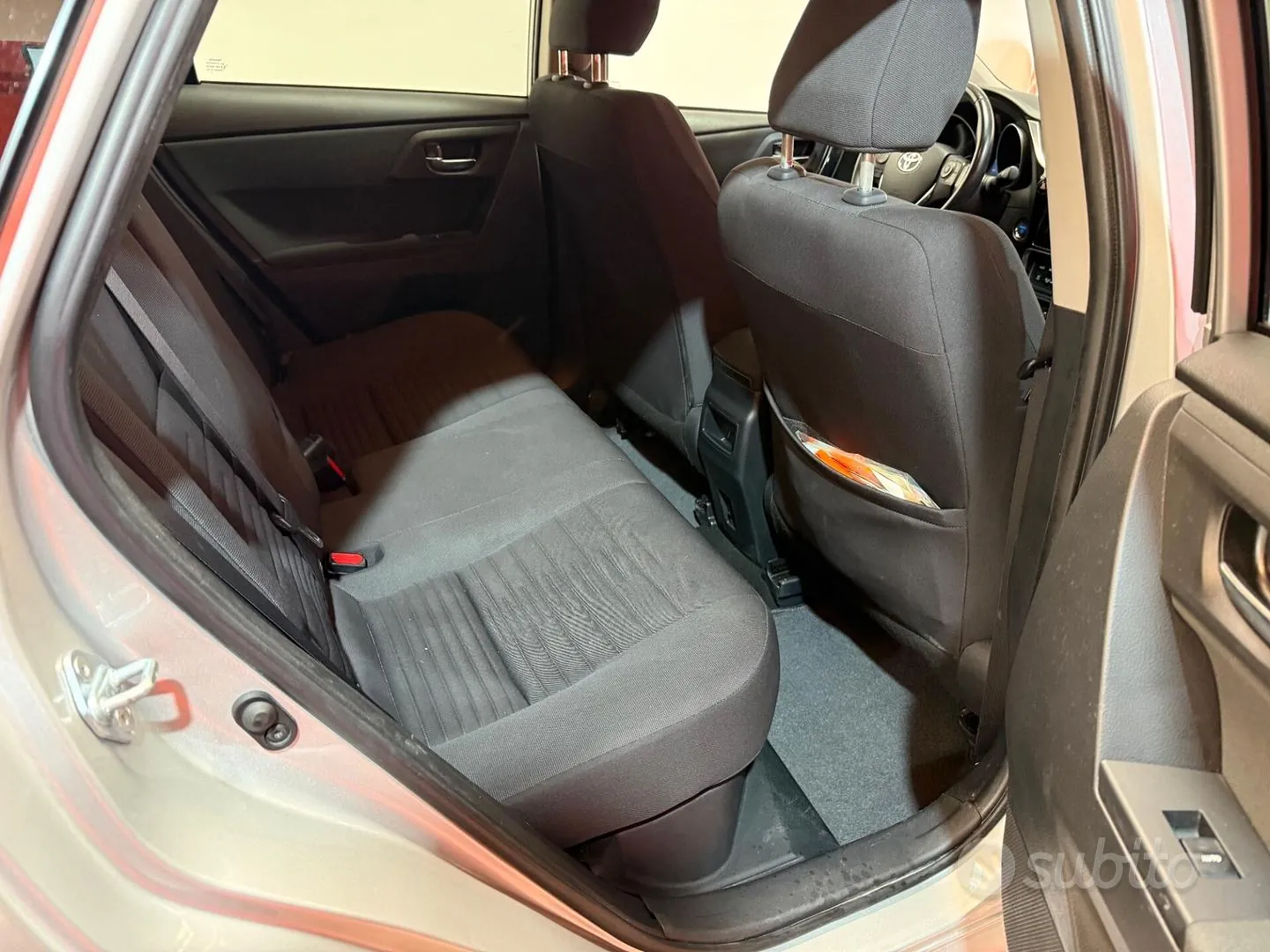 Toyota Auris 2016 photo 4