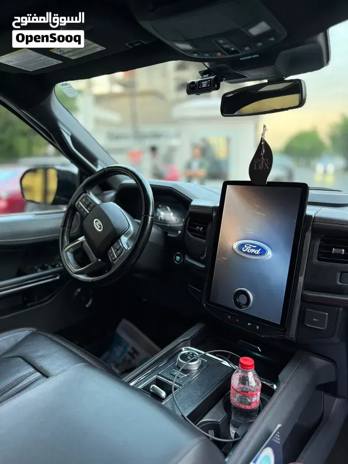 Ford Expedition 2022 photo 3