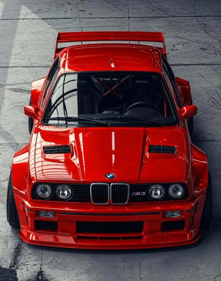 BMW E30