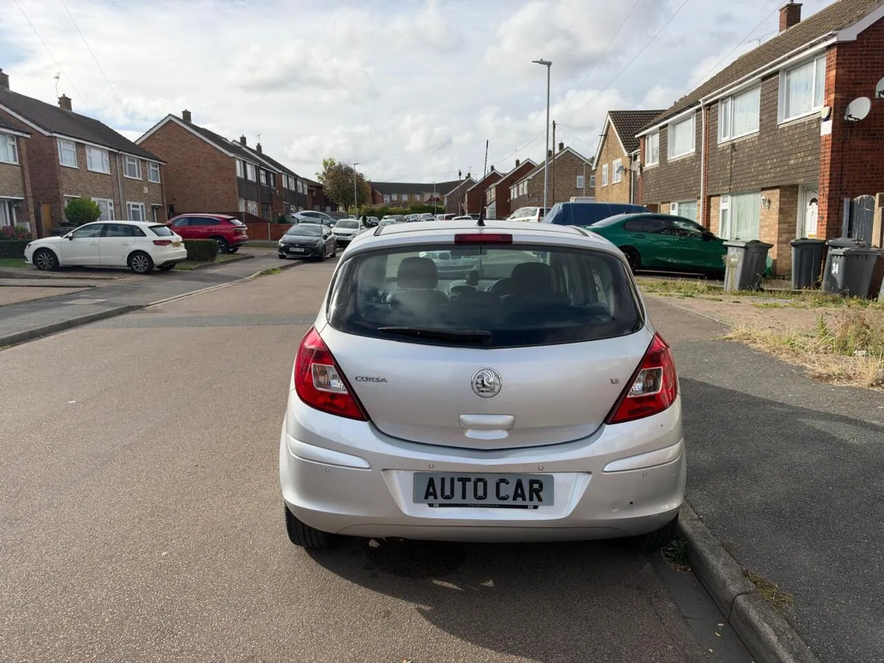 Vauxhall Corsa 2009 photo 2